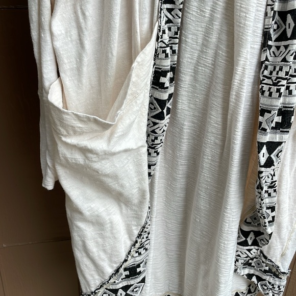 Free People Wrap - Picture 3 of 6